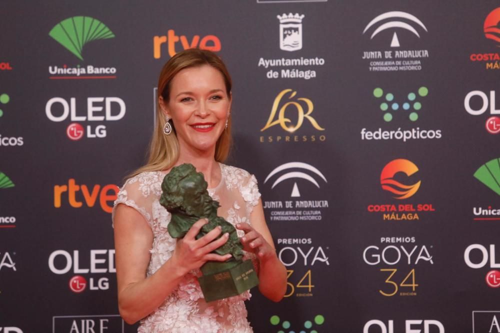 Las hijas de Pepa Flores recogen su Goya de Honor.