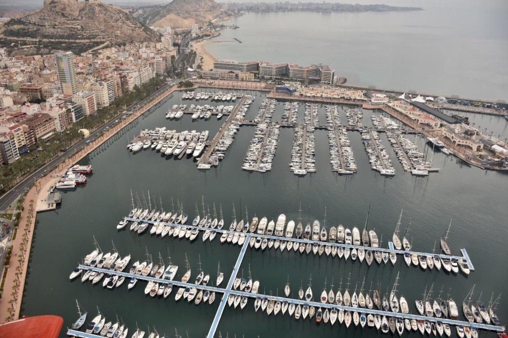 Alicante, a vista de la patrulla Águila