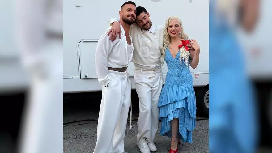 El emotivo abrazo entre Ricky Martin y Bad Bunny tras el show de la Super Bowl