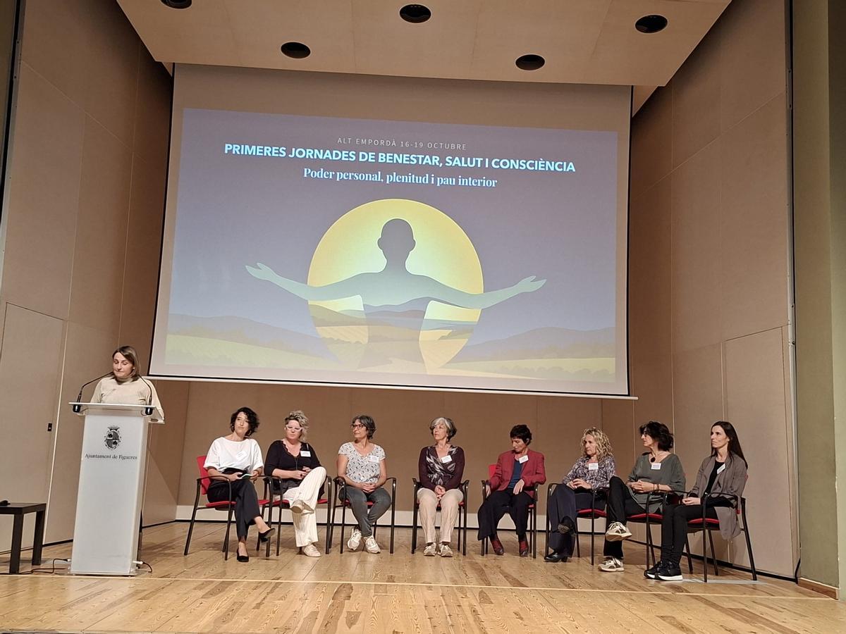 Una de les xerrades de les jornades, al convent dels Caputxins de Figueres.