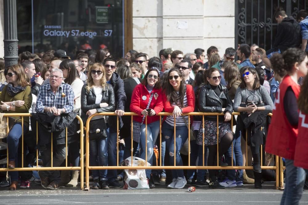 Búscate en la mascletà