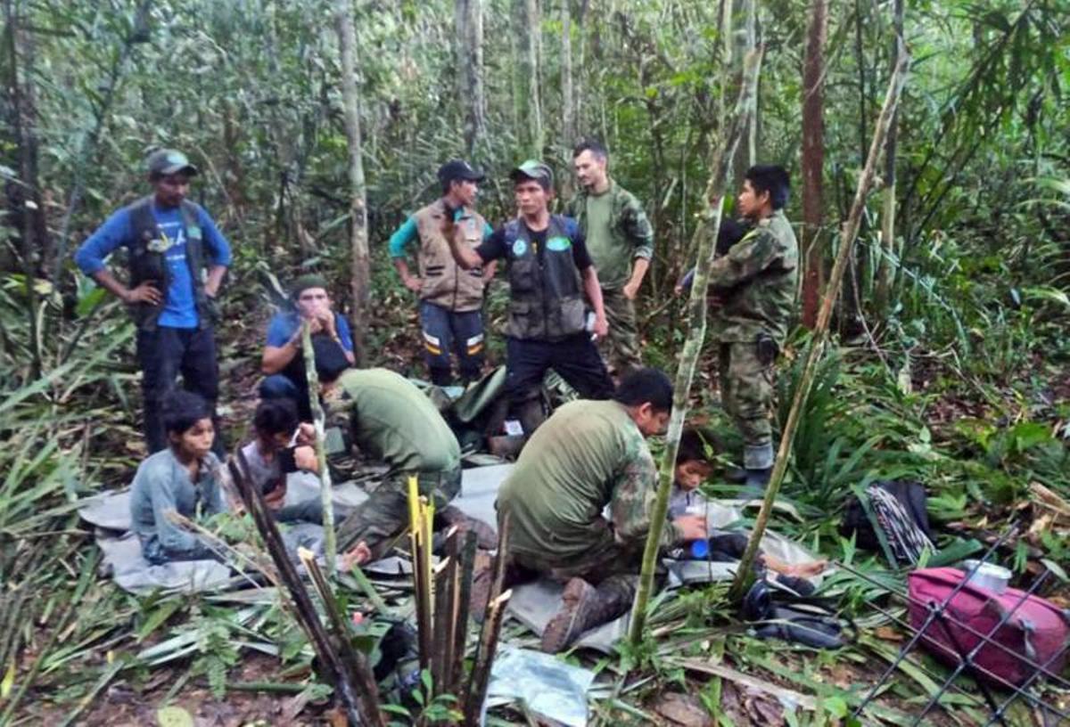 Imagenes del rescate de los menores hallados en la selva tras 40 días perdidos