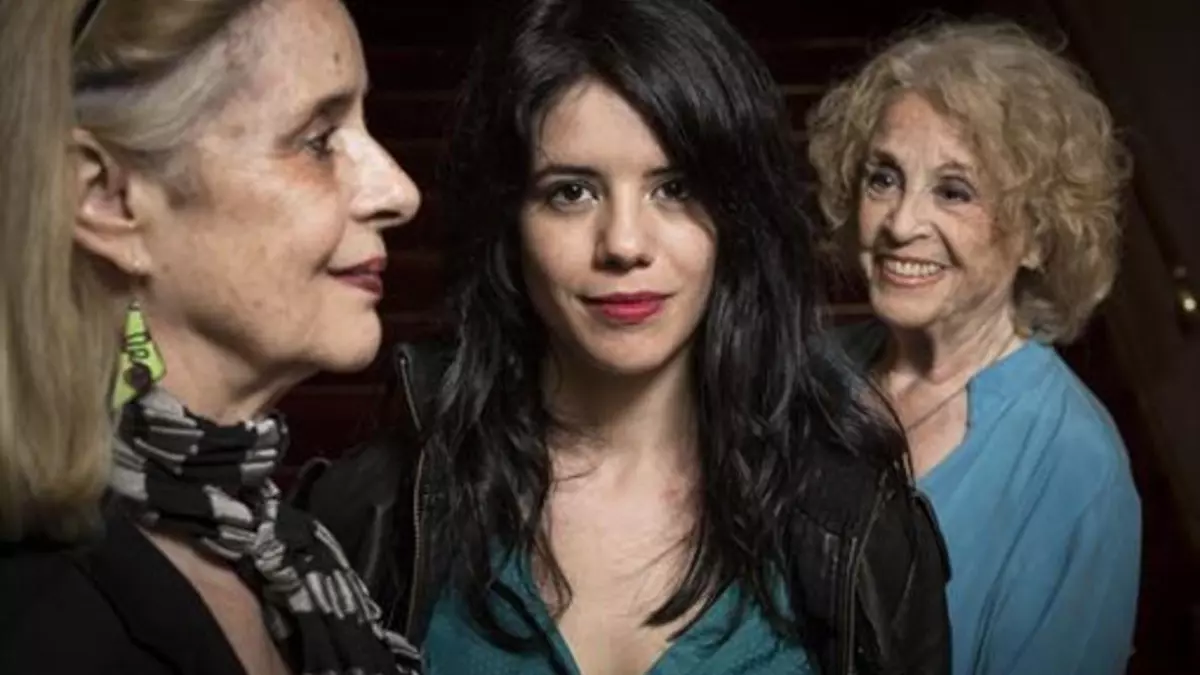 Montse, Vicky, Miranda