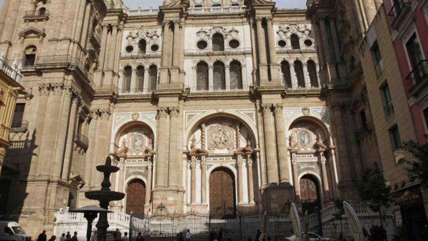 La catedral, el principal templo católico de la capital malagueña .