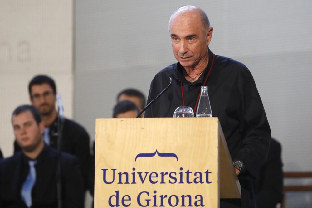 Entrega de l''honoris causa a Llach i Martí i Pol.