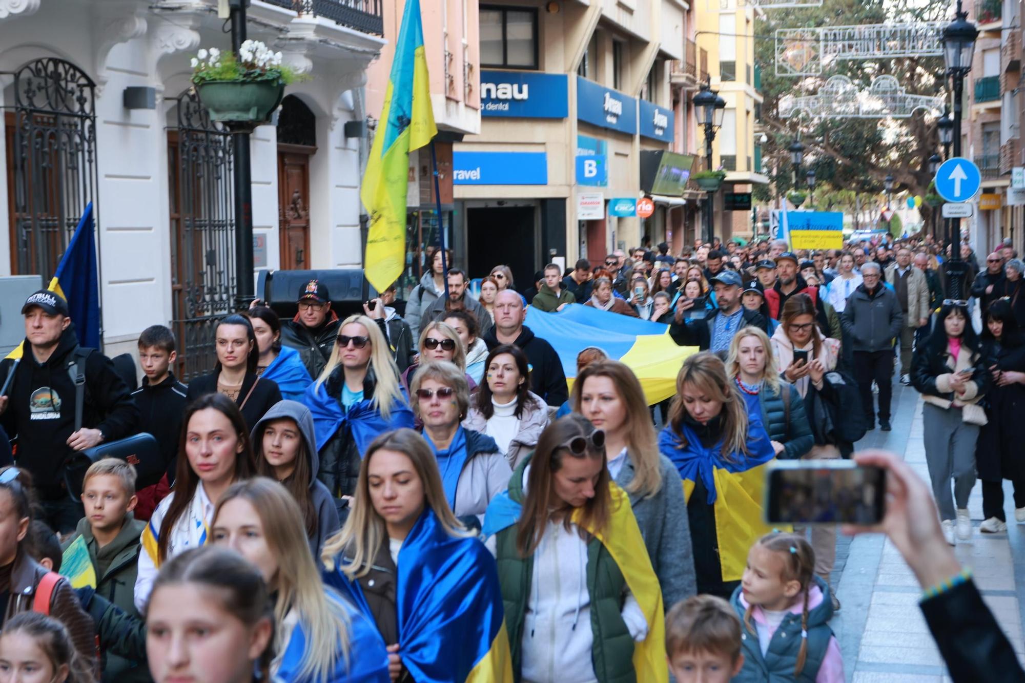 Cientos de castellonenses se manifestan por la paz en Ucrania