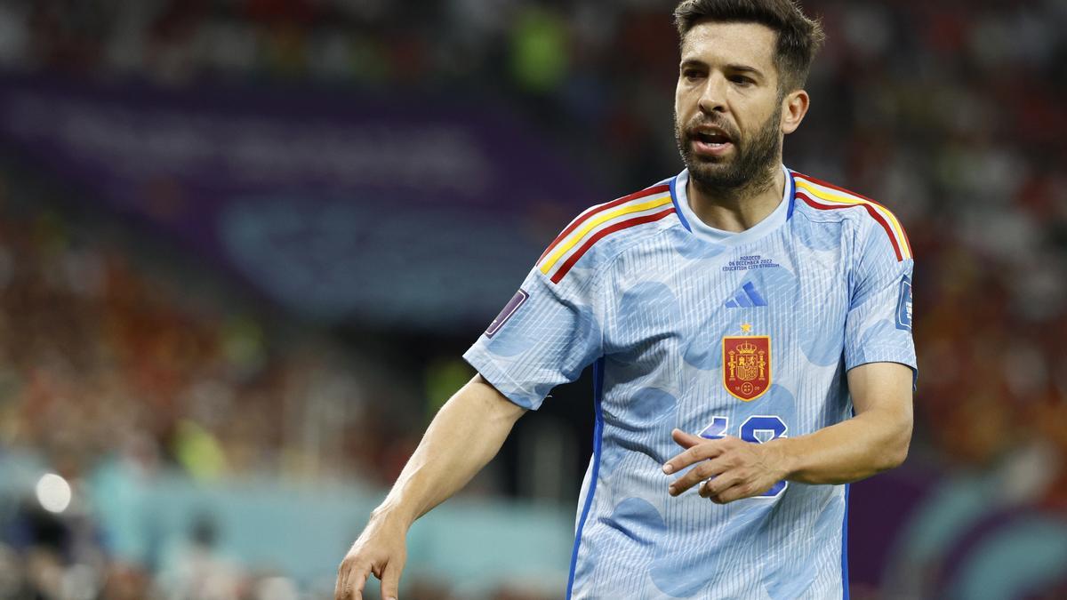 Jordi Alba reacciona tras una jugada del Marruecos - España.