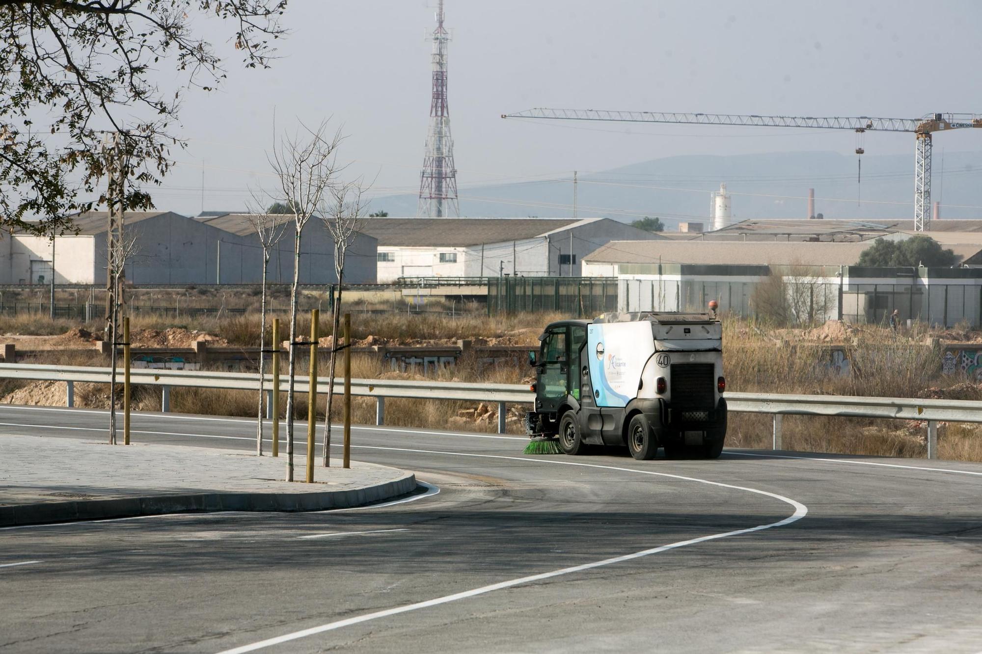 La apertura del tramo de la Vía Parque en el PAU 1 completa una nueva circunvalación en Alicante