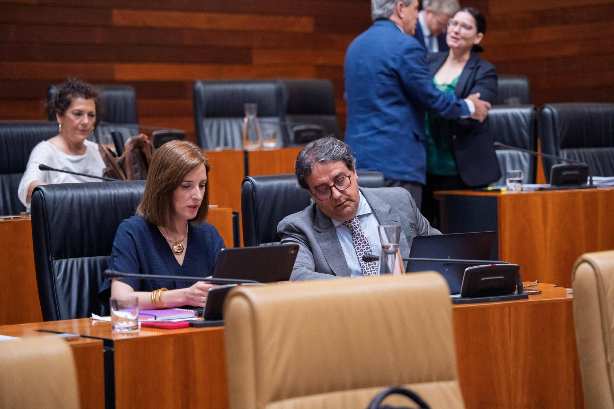 Fotogalería | Las imágenes del pleno en la Asamblea de Extremadura