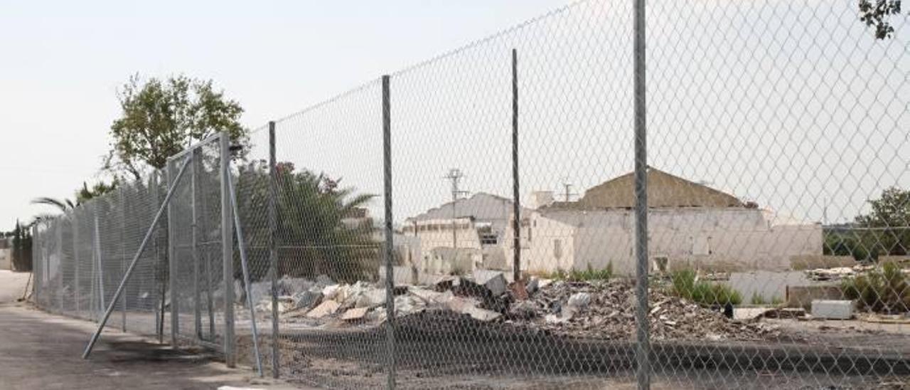 Paterna valla el solar de un laboratorio abandonado