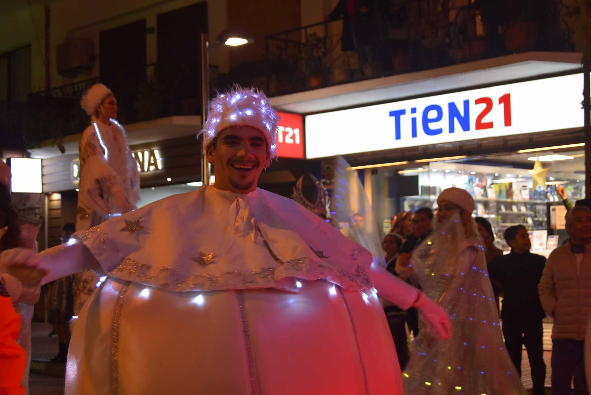 Mira aquí la galería de fotos completa de los Reyes Magos en Santa Eulària