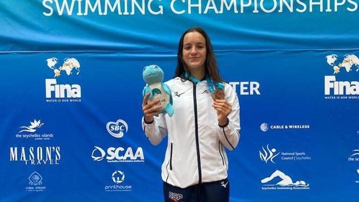 La nadadora valenciana recibirá la Medalla al mérito deportivo por su bronce en el Mundial de aguas abiertas.