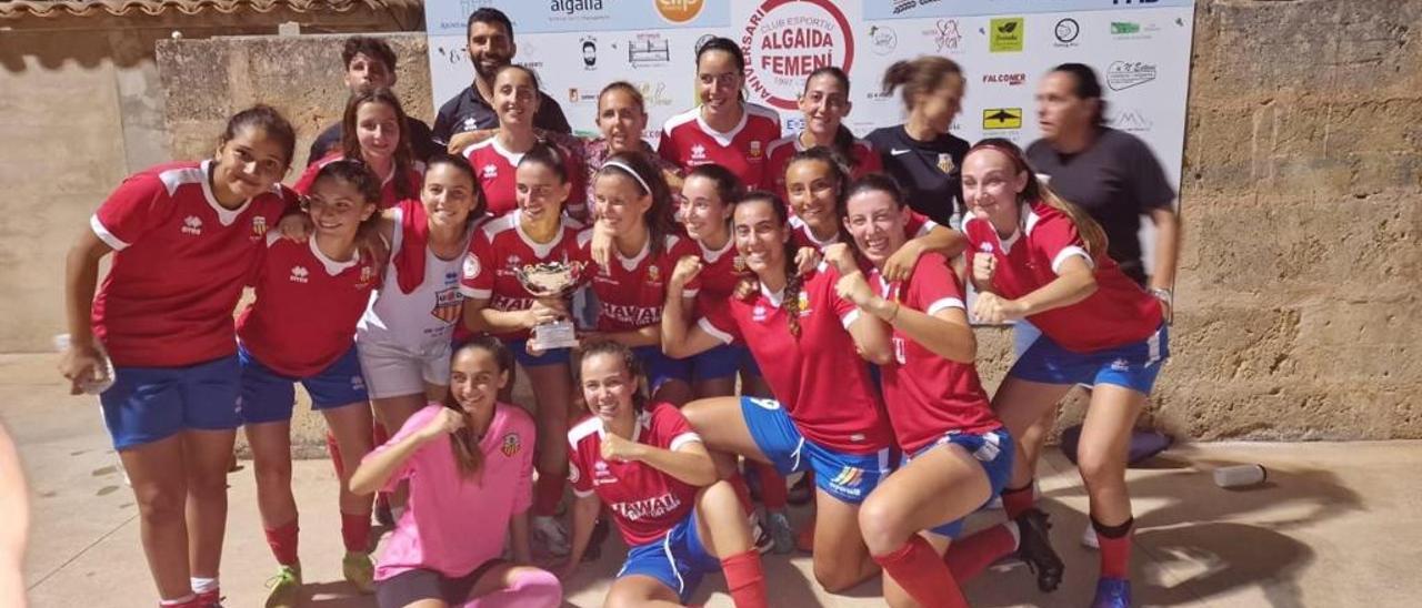 El Collerense femenino ganó el Torneo del 25 aniversario del Algaida