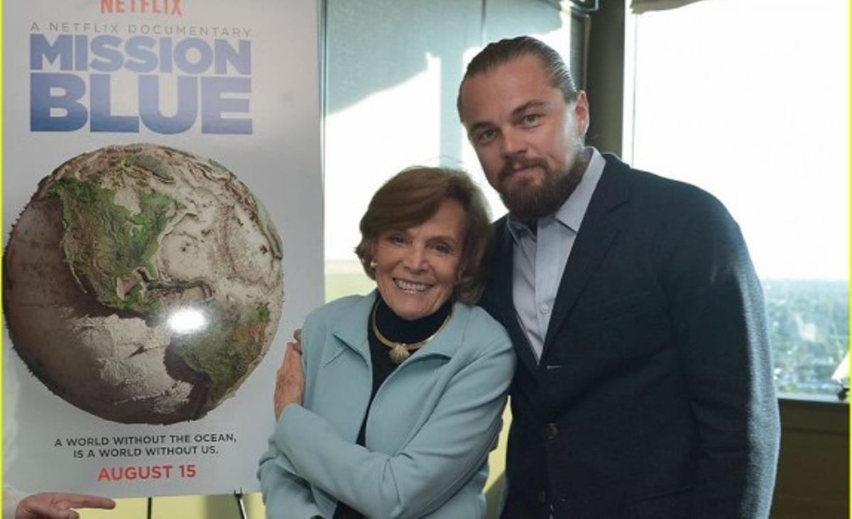La científica, fundadora de la oenegé de protección de los océanos Mission Blue, junto al actor Leonardo DiCaprio.