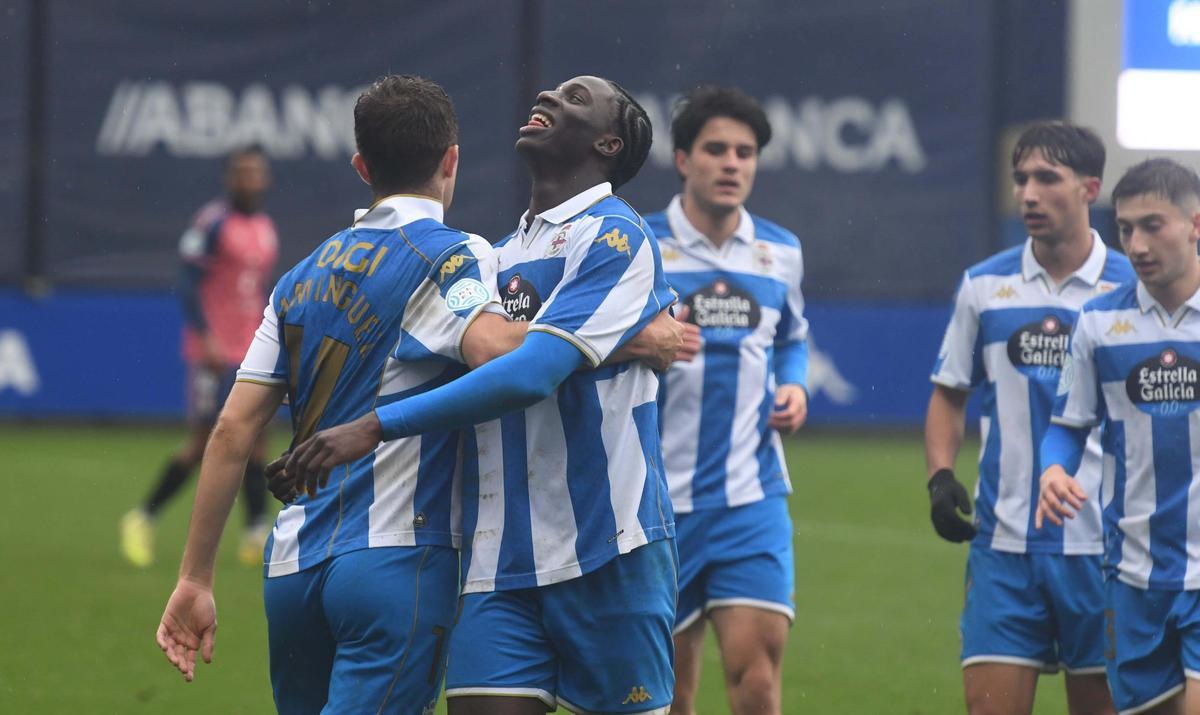 Liderato para el Fabril tras vencer al Real Ávila (2-1)