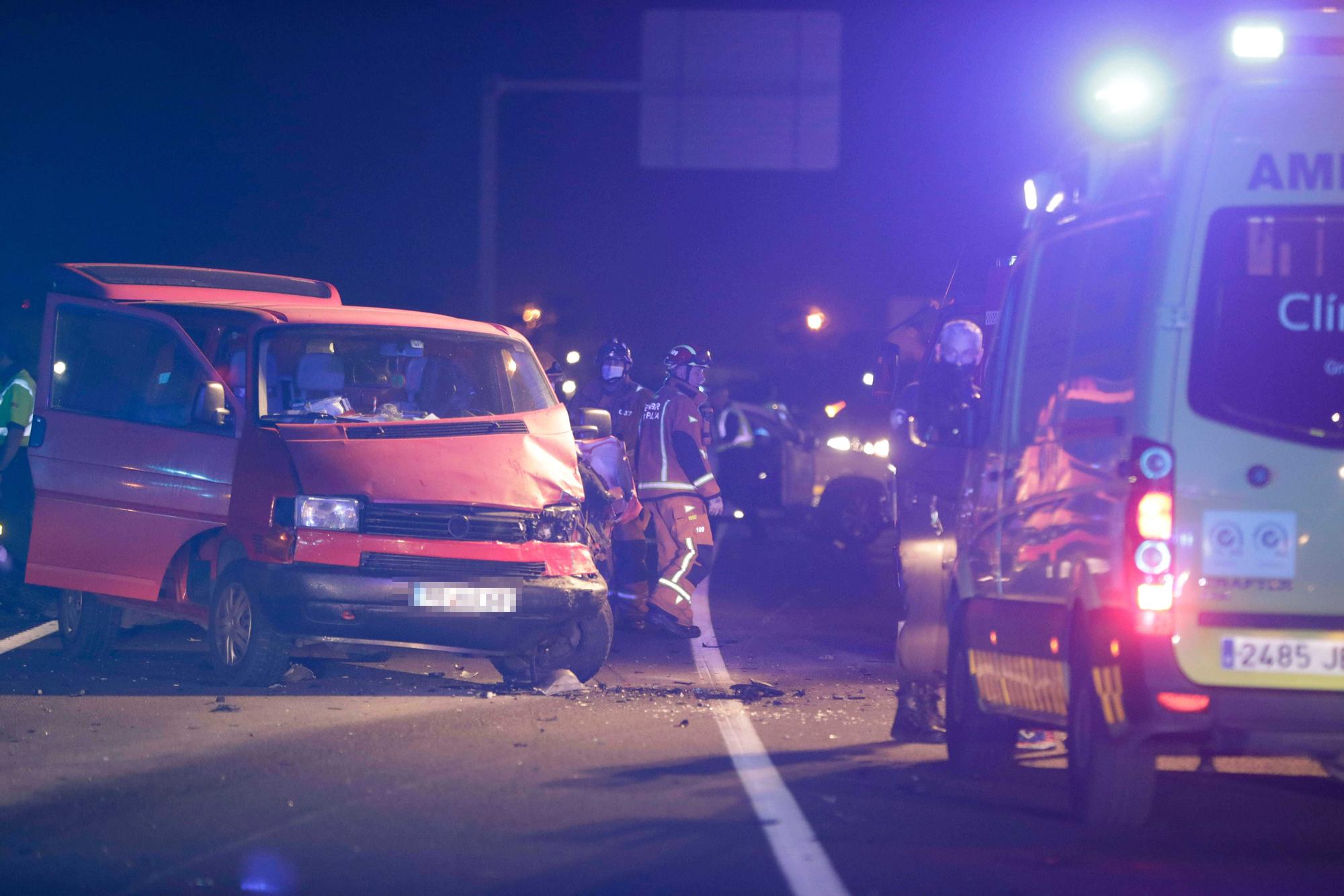 Mueren dos motoristas en un accidente de tráfico en Palma