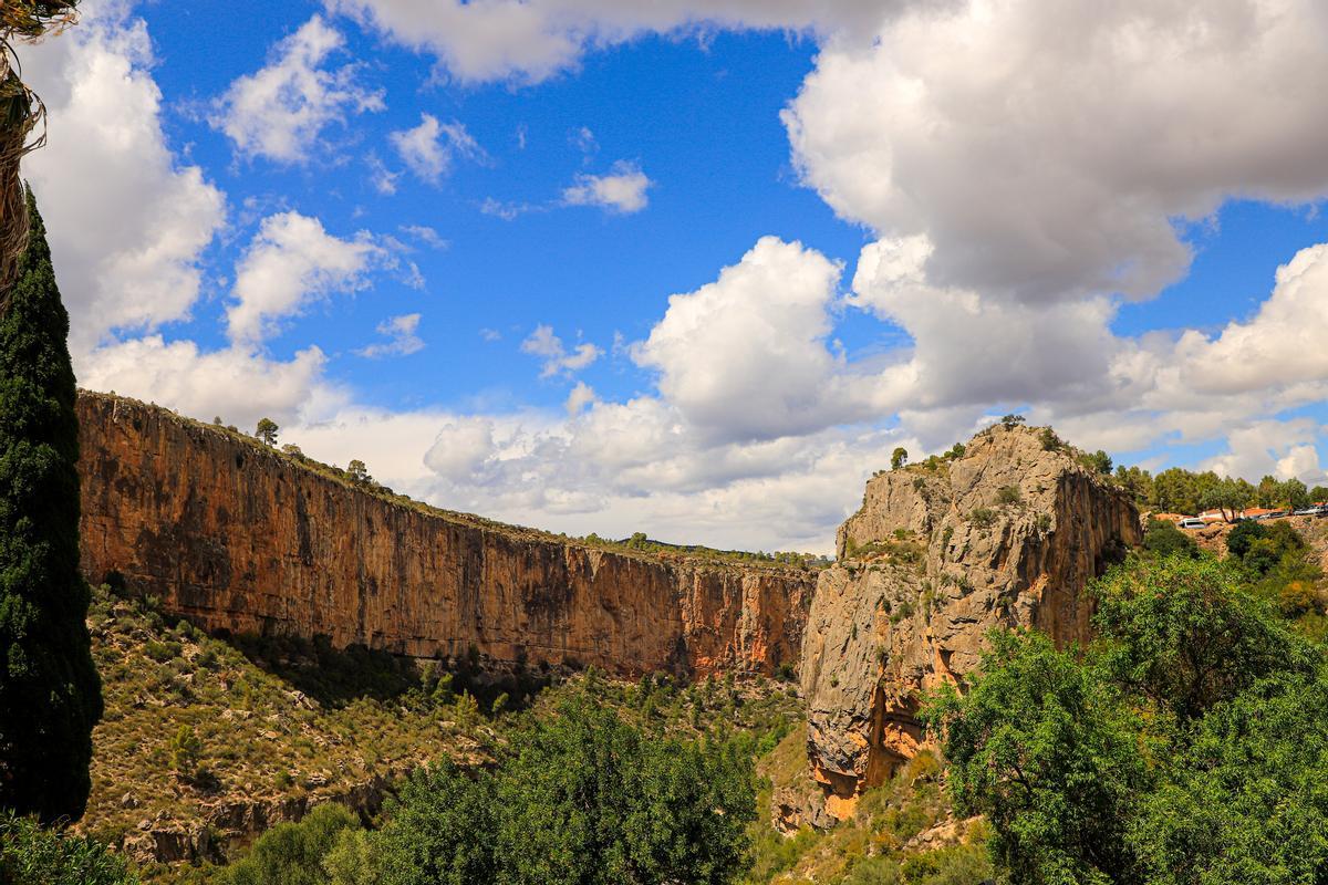 El entorno natural de la ruta de las pasarelas de Chulilla
