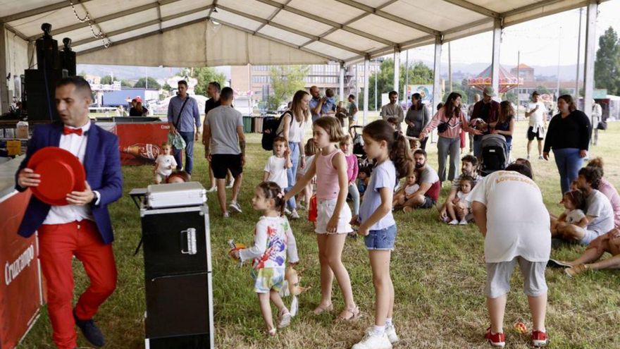 Magia en Cabueñes para empezar los festejos | MARCOS LEÓN