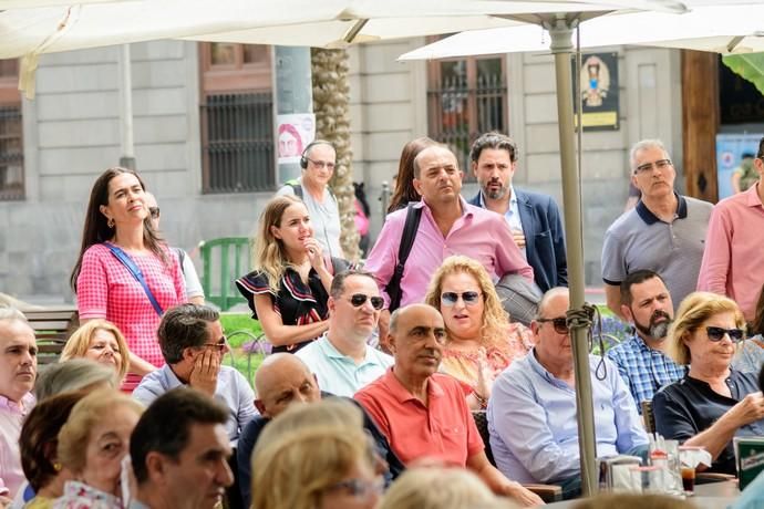 Pablo Casado (PP) hace campaña en Canarias