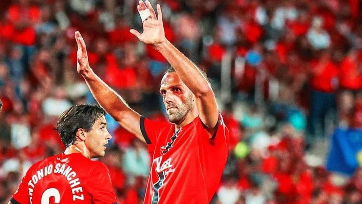 Muriqi, durante el partido contra el Real Oviedo.