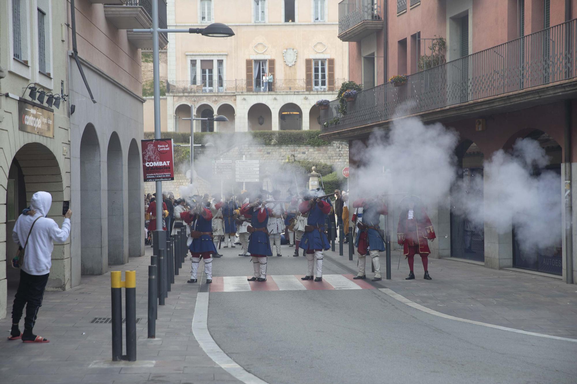 Arbúcies recrea el tradicional Combat de fa més de 300 anys