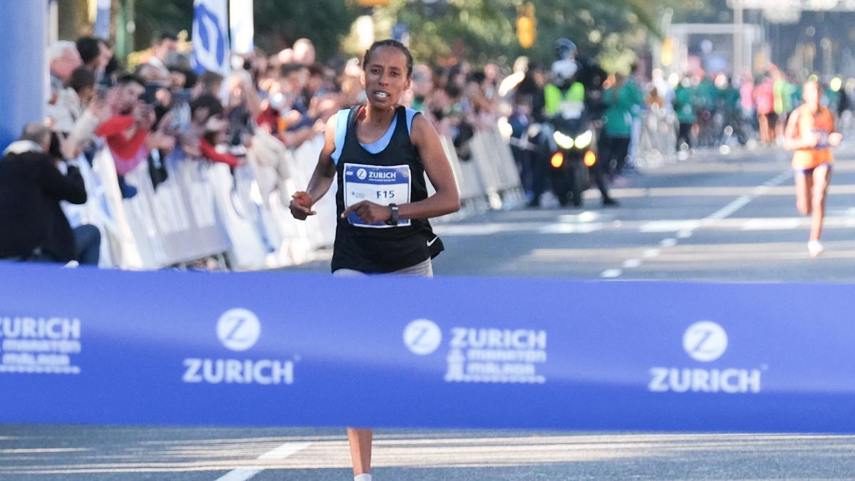 Las imágenes de la Zúrich Maratón de Málaga de 2021