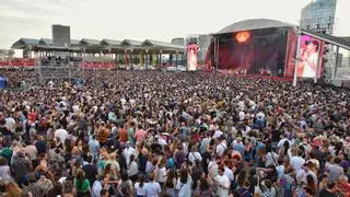 Los festivales del Fòrum aceleran la contratación de jóvenes del Besòs tras las quejas por ruido