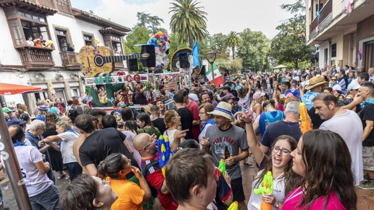 Desfile de Santa Ana.