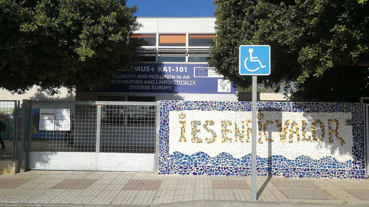 El instituo Enric Valor de El Campello.