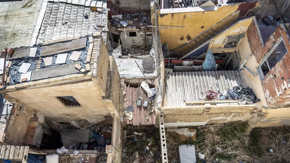 San Antón, un barrio familiar de Alicante convertido en turístico y de okupas