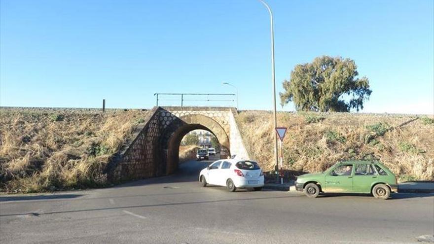 El Ayuntamiento de Zafra y Adif proyectan un doble túnel bajo las vías del tren