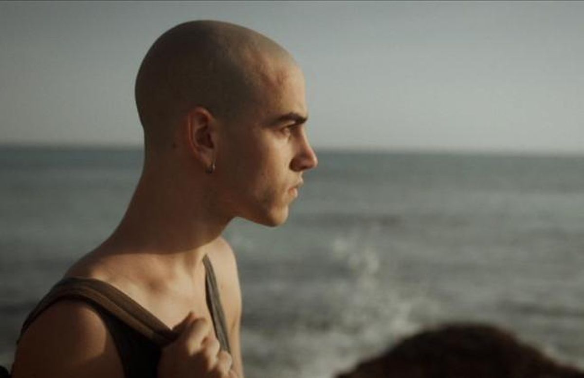 L’actor Àlex Monner, en el paper de Lleó, a la sèrie de TV-3 ’Polseres vermelles’. L’actor Àlex Monner, en el paper de Lleó, a la sèrie de TV-3 ’Polseres vermelles’.