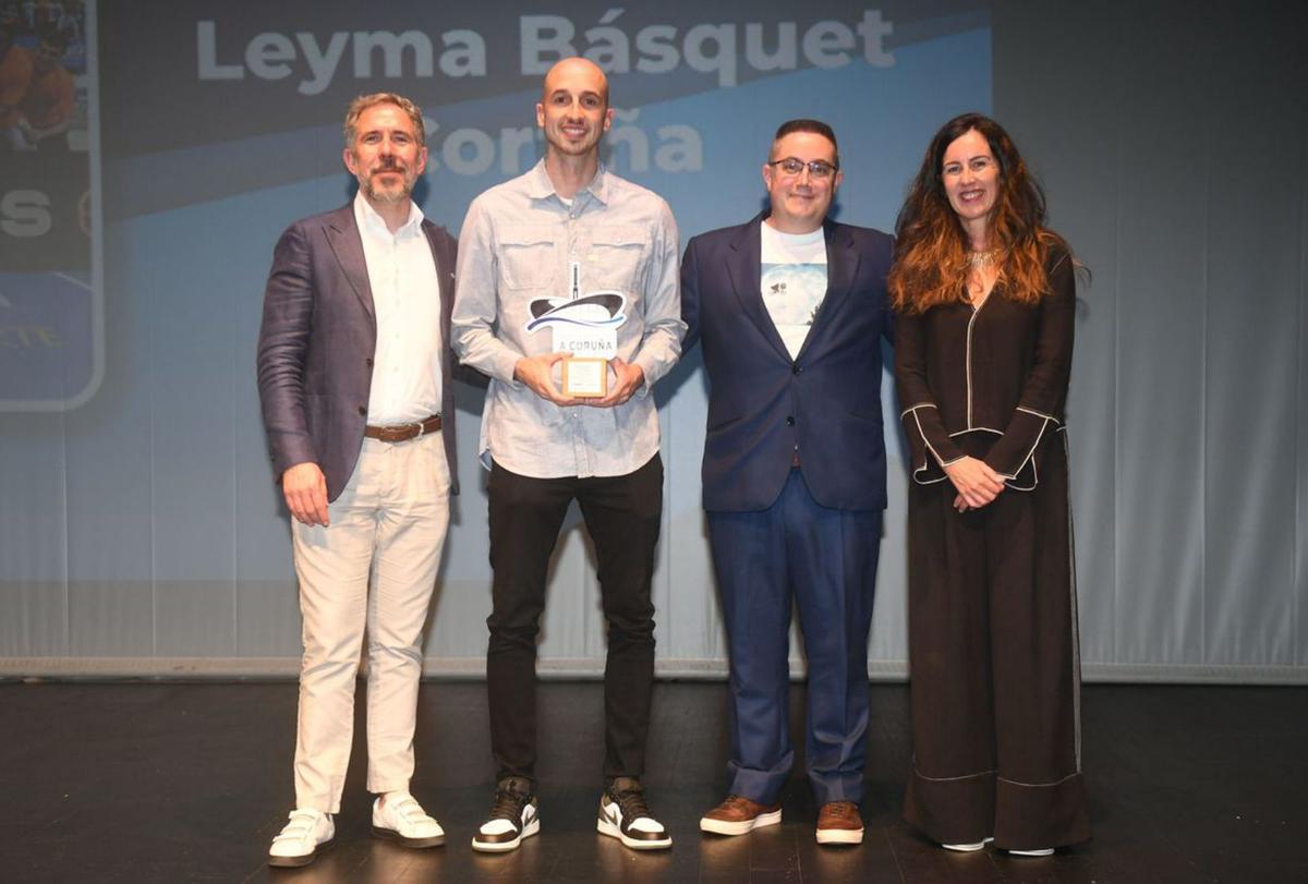 Pedro Costa, Álex Hernández, Diego Epifanio y Gabriela González. | Carlos Pardellas | | GERMÁN BARREIROS/ROLLER AGENCIA