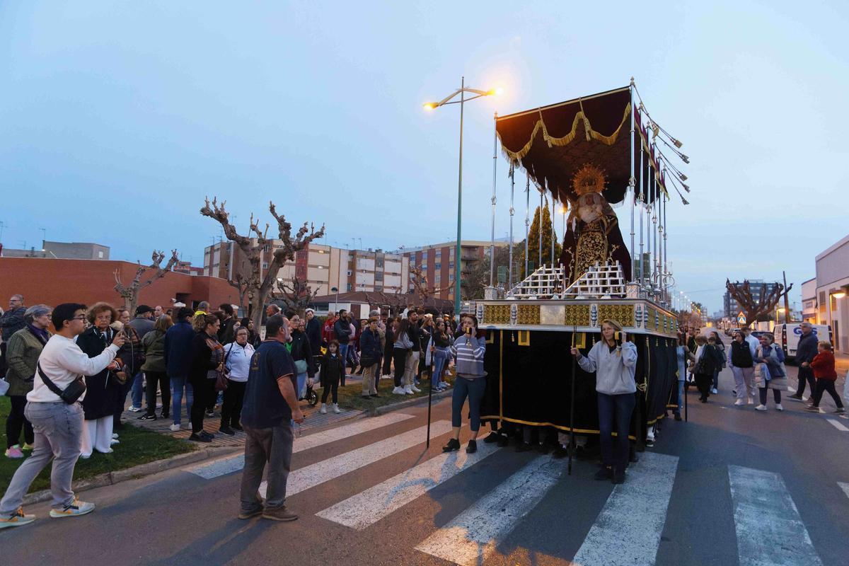 GALERÍA I Los pasos de Semana Santa en Vila-real, en imágenes