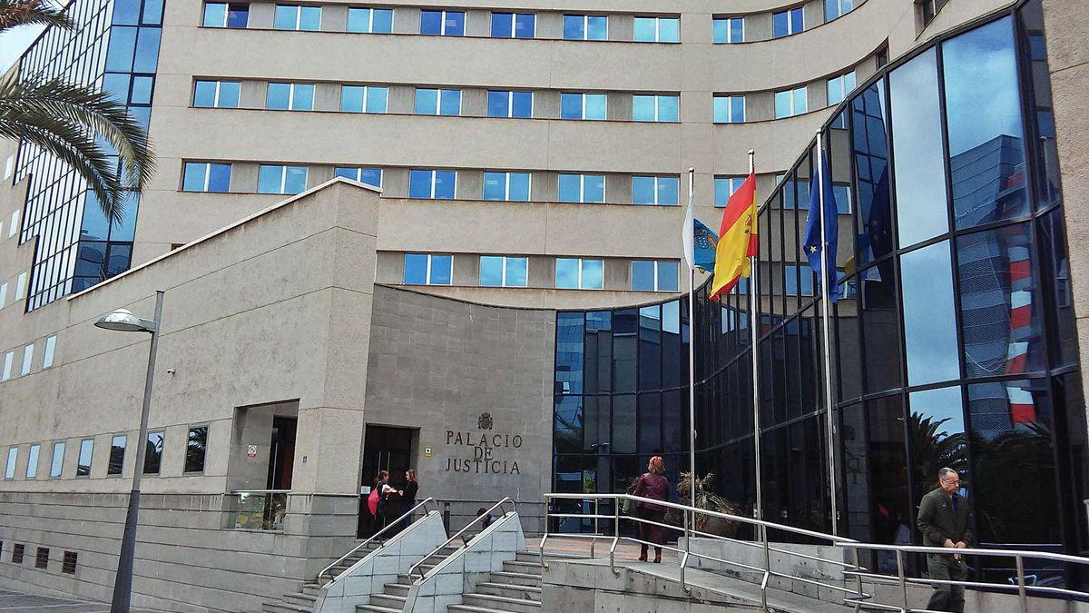 Sede judicial en Santa Cruz de Tenerife.