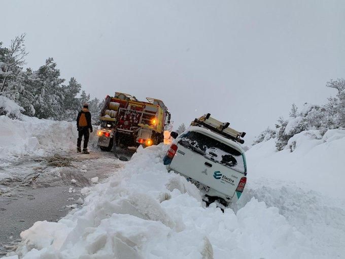 Imágenes de la intensa nevada caída en Els Ports.