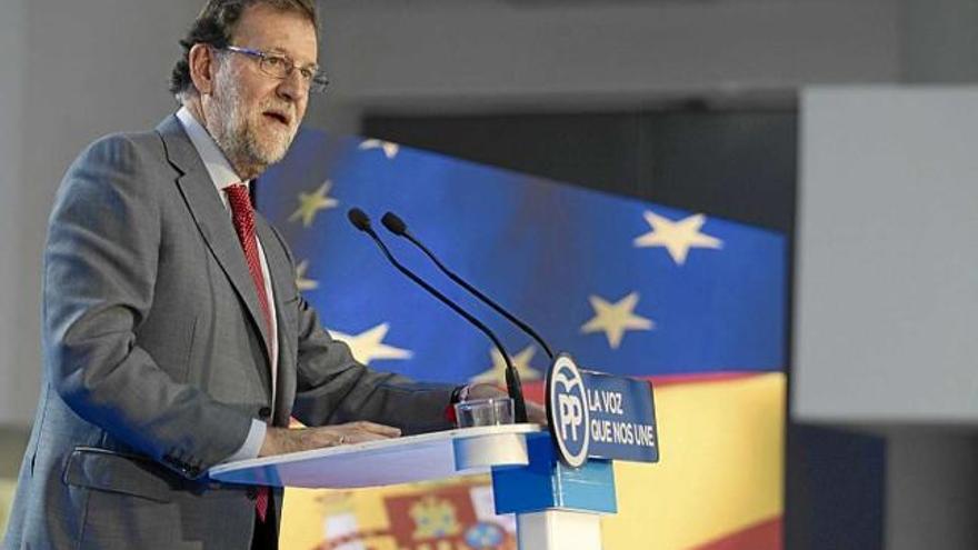 Rajoy, ahir, en un míting electoral a Vitòria