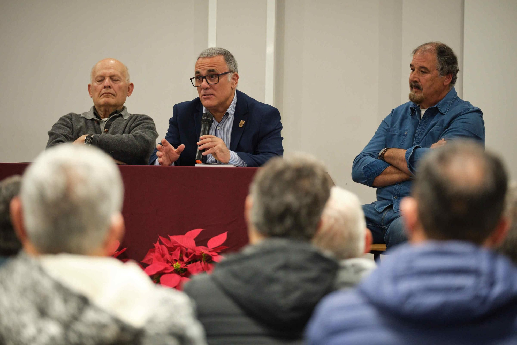 Presentación del libro de Víctor Alonso sobre la lucha canaria.