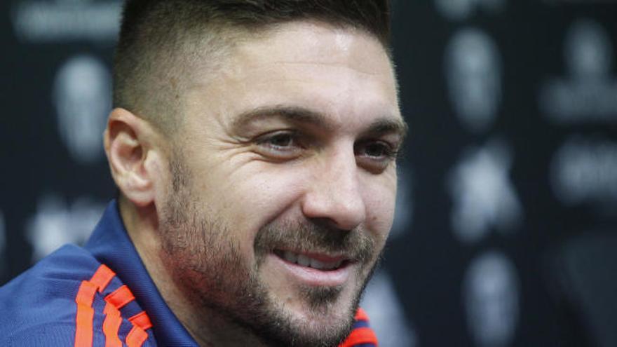 Siqueira: &quot;Vengo a aportar sacrificio y experiencia&quot;