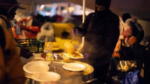 Albiol anuncia l'obertura el 2027 del primer menjador social municipal de Badalona després de mesos de crítiques per la gestió política del sensellarisme