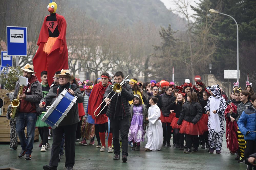 La rua del Carnaval infantil de Sallent