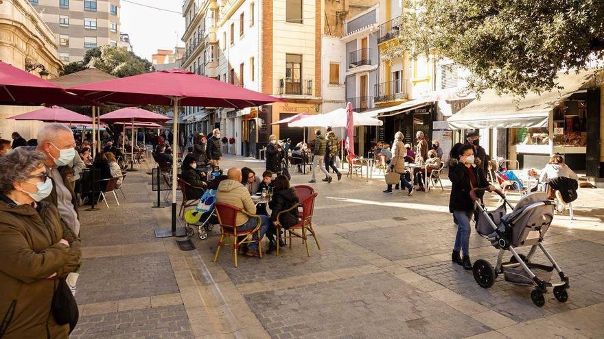 Los bares podrán abrir las terrazas desde el lunes en Castellón