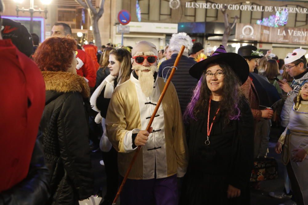 La Rambla de Alicante se llena de disfraces por el Carnaval 2019