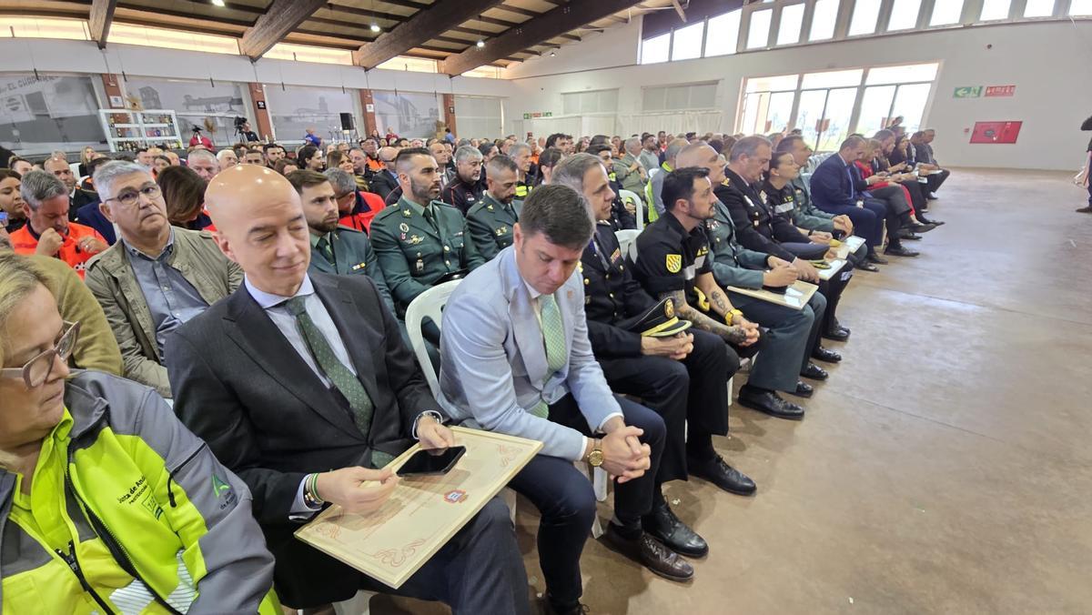 Adamuz homenajea a los héroes de la tragedia