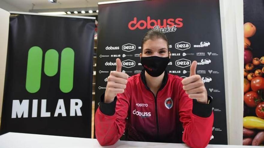 Zsofia Licskai ha llegado al Dobuss para &quot;ayudar a este club a subir a la Liga 2&quot;