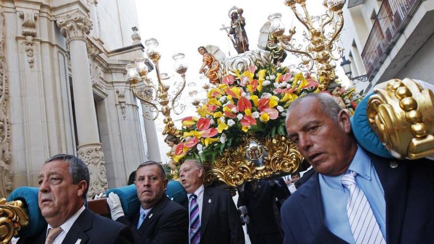 La patrona durante la procesión en una imagen de archivo