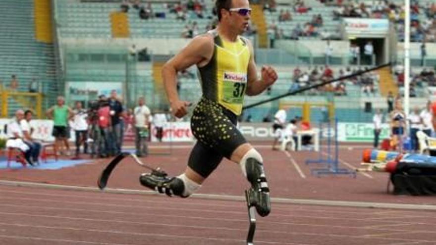 El atleta sudafricano en plena competición.