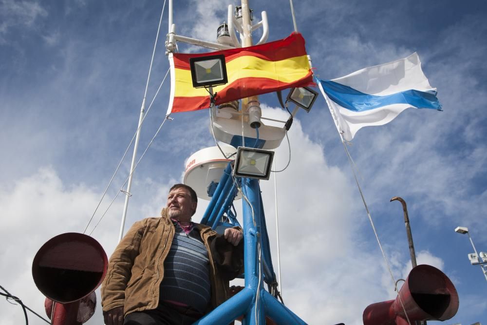 Patrón coruñés expedientado por la bandera gallega