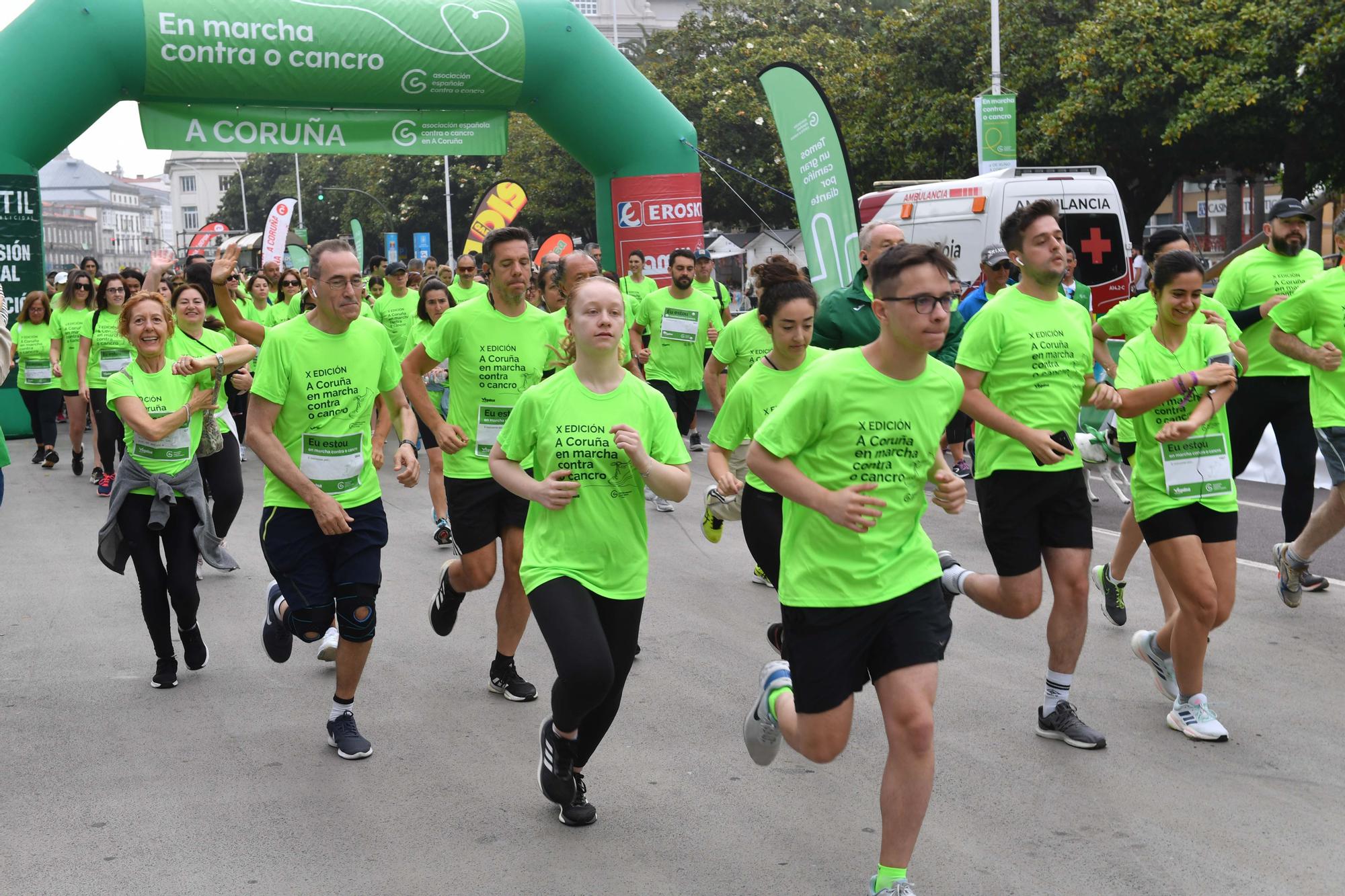 Más de 2.400 participantes en la Andaina Solidaria Contra o Cancro en A Coruña