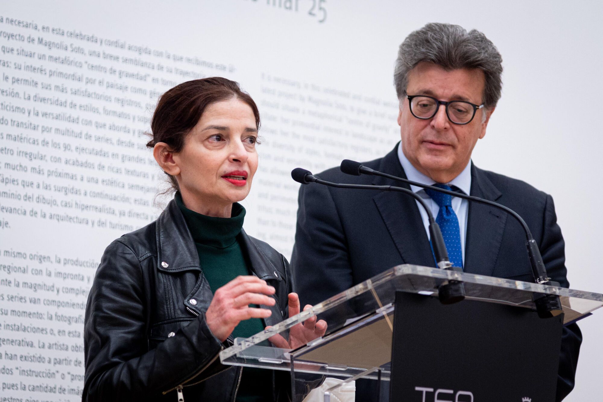 Exposición ‘Prompt: The tourist gaze’ en TEA